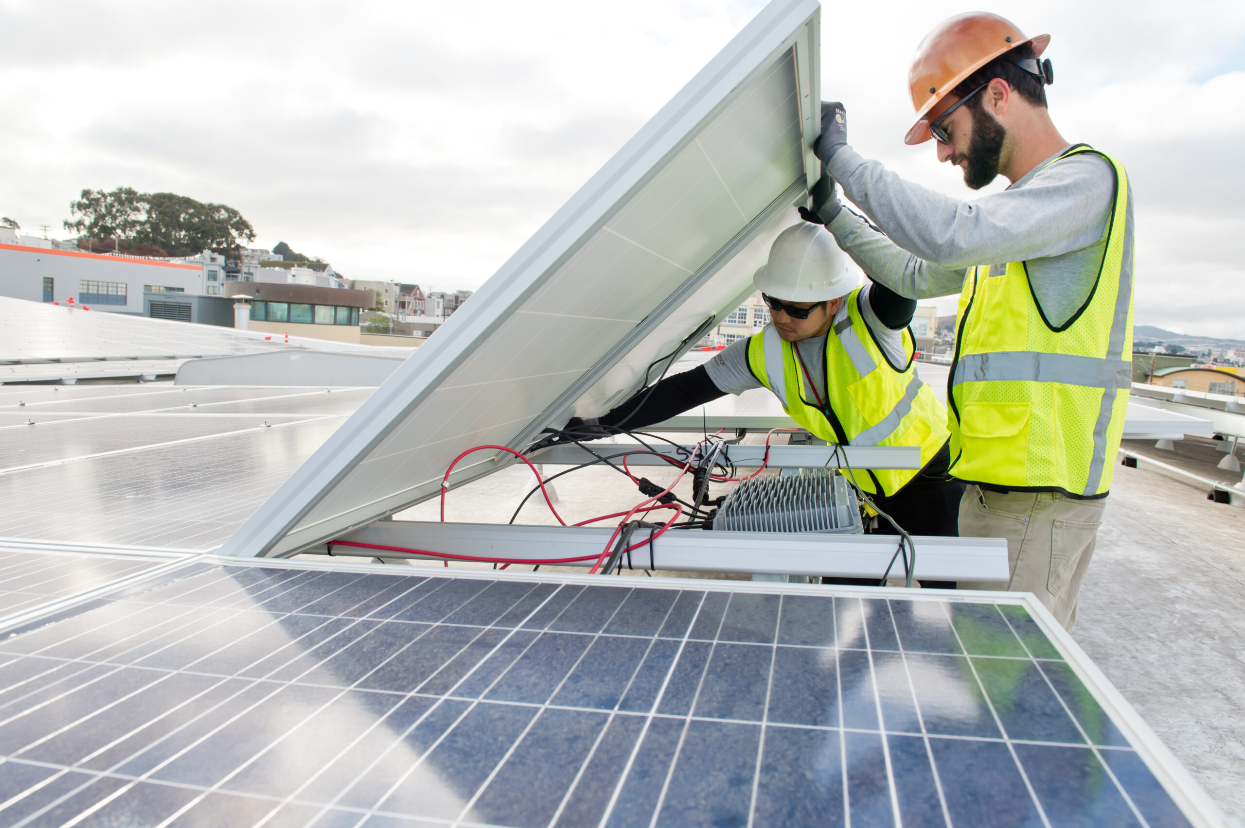 Solar panel installer in Corona